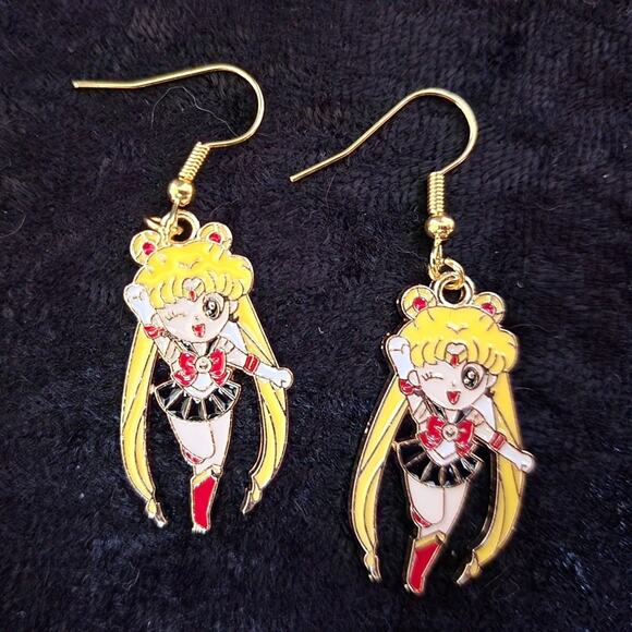 Sailor Moon Charm Earrings - Picture 1 of 2